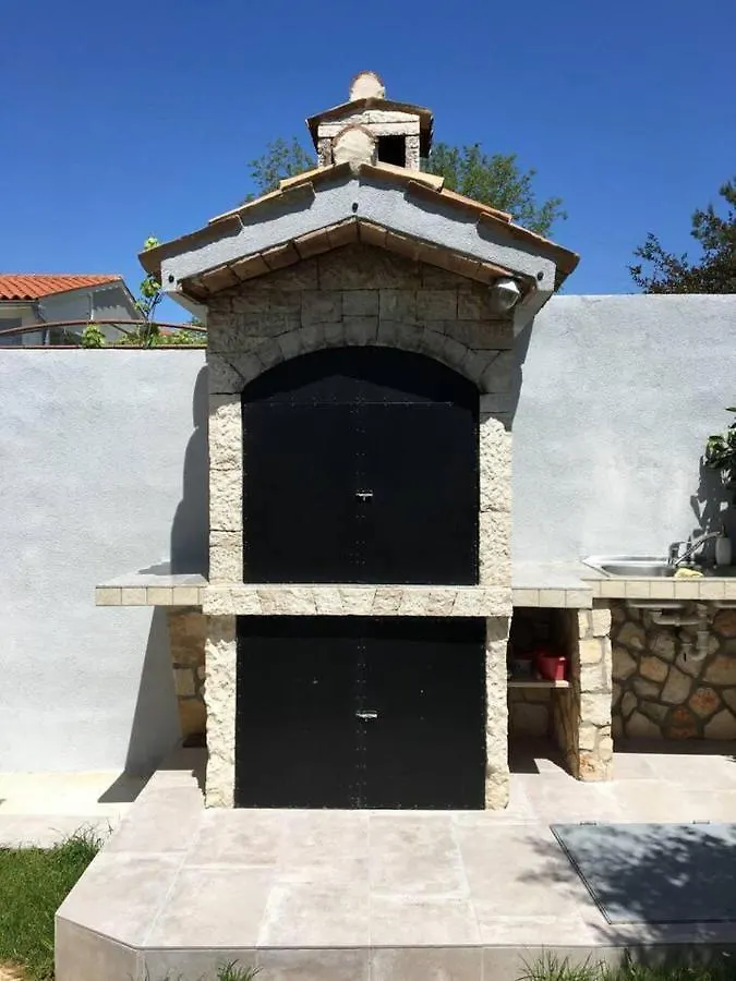 Cosy Apartment Near The Beach In Medulin Croatia Croatia